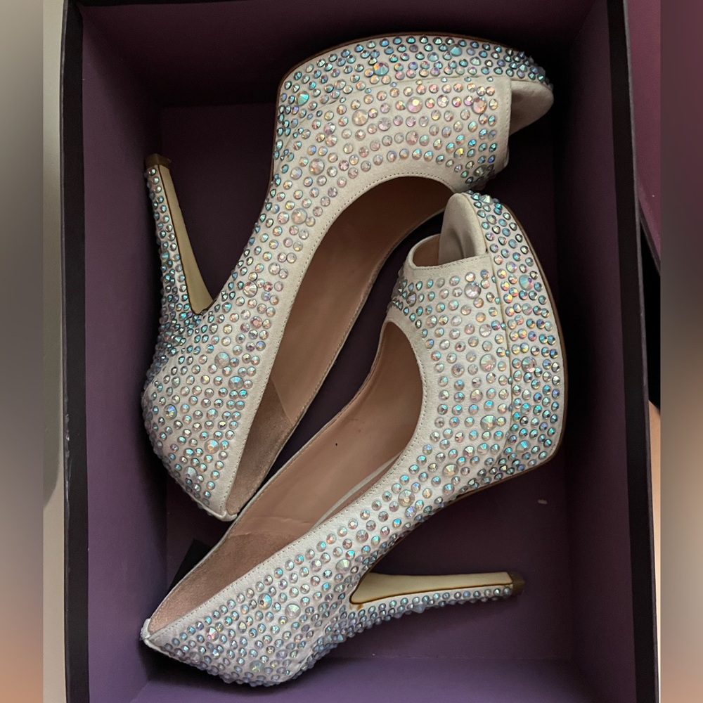 Enzo Angiolini Lost Love Platform Heels
